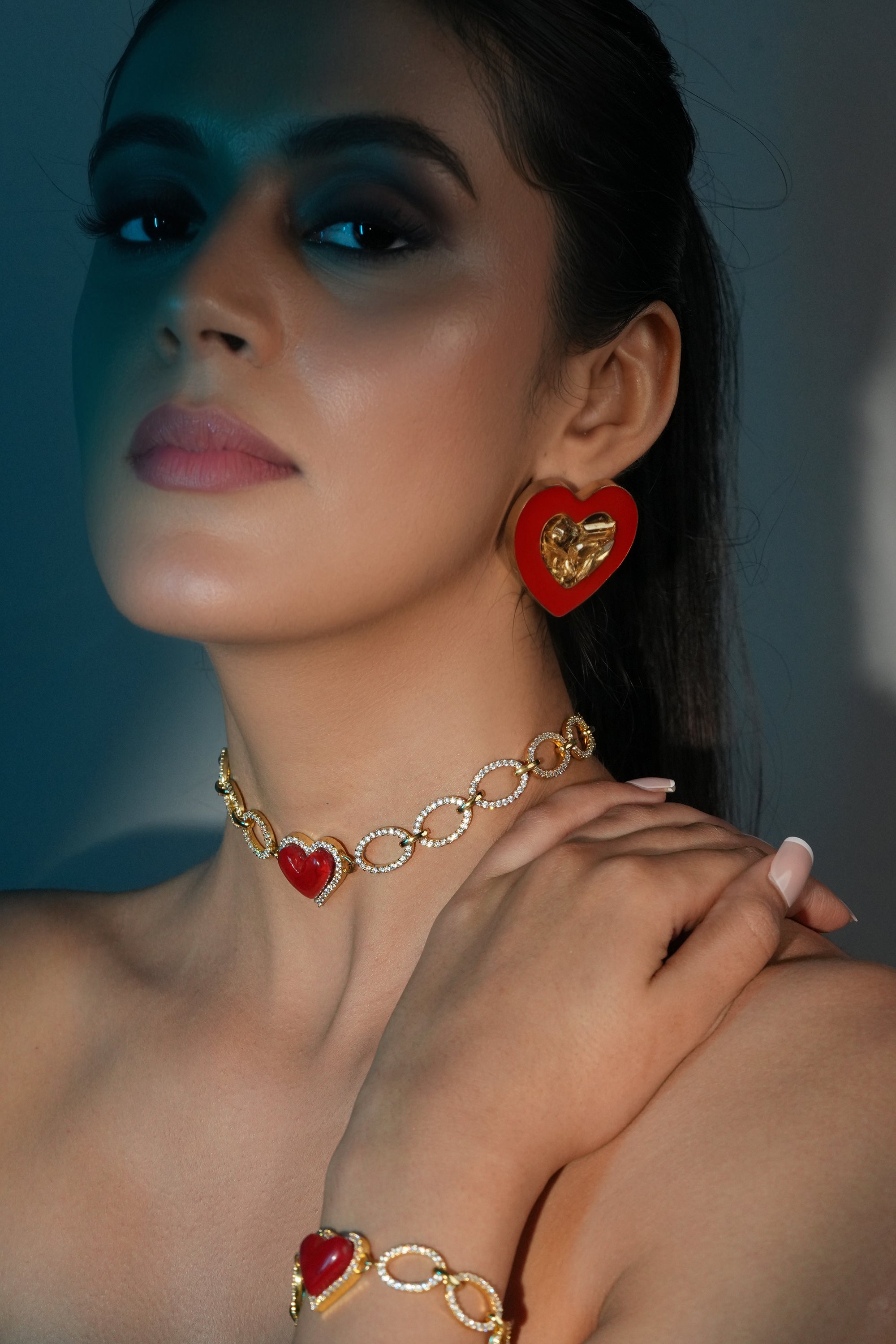 Red Heart Link Choker