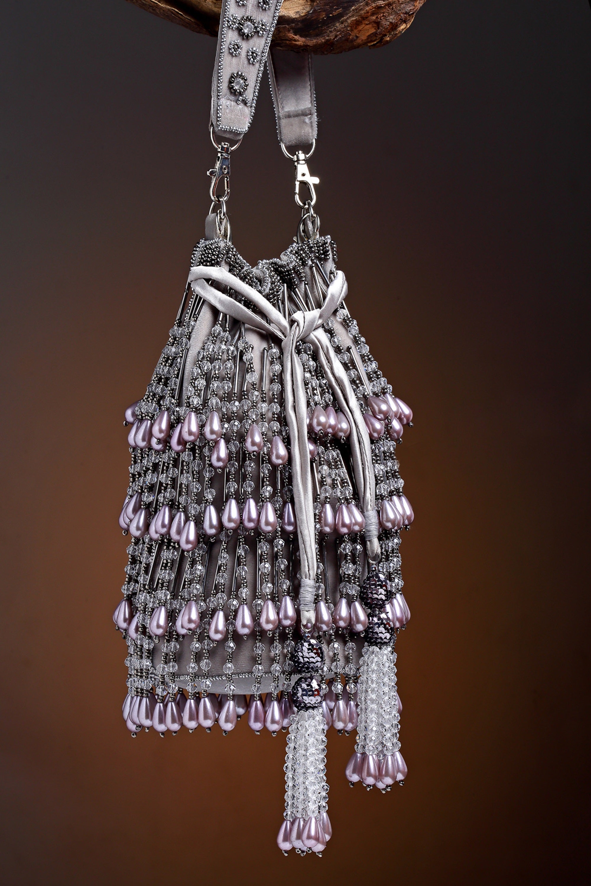 Nargis Bucket Bag