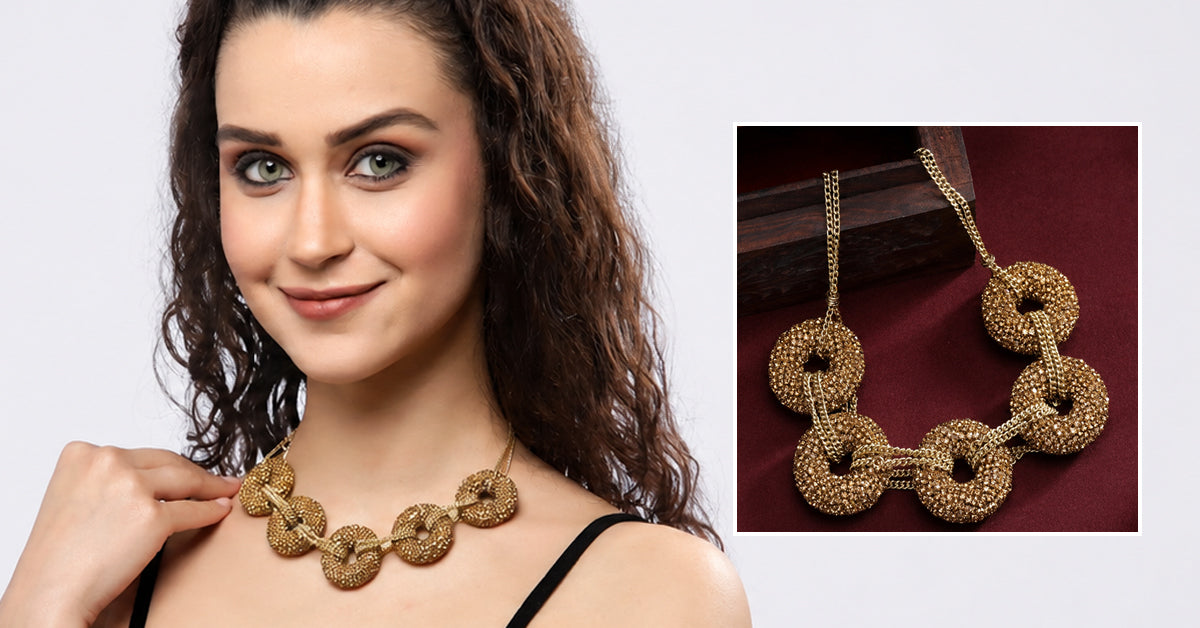 Necklace Styling Guide: How to Complete Any Outfit With the Right Jewellery