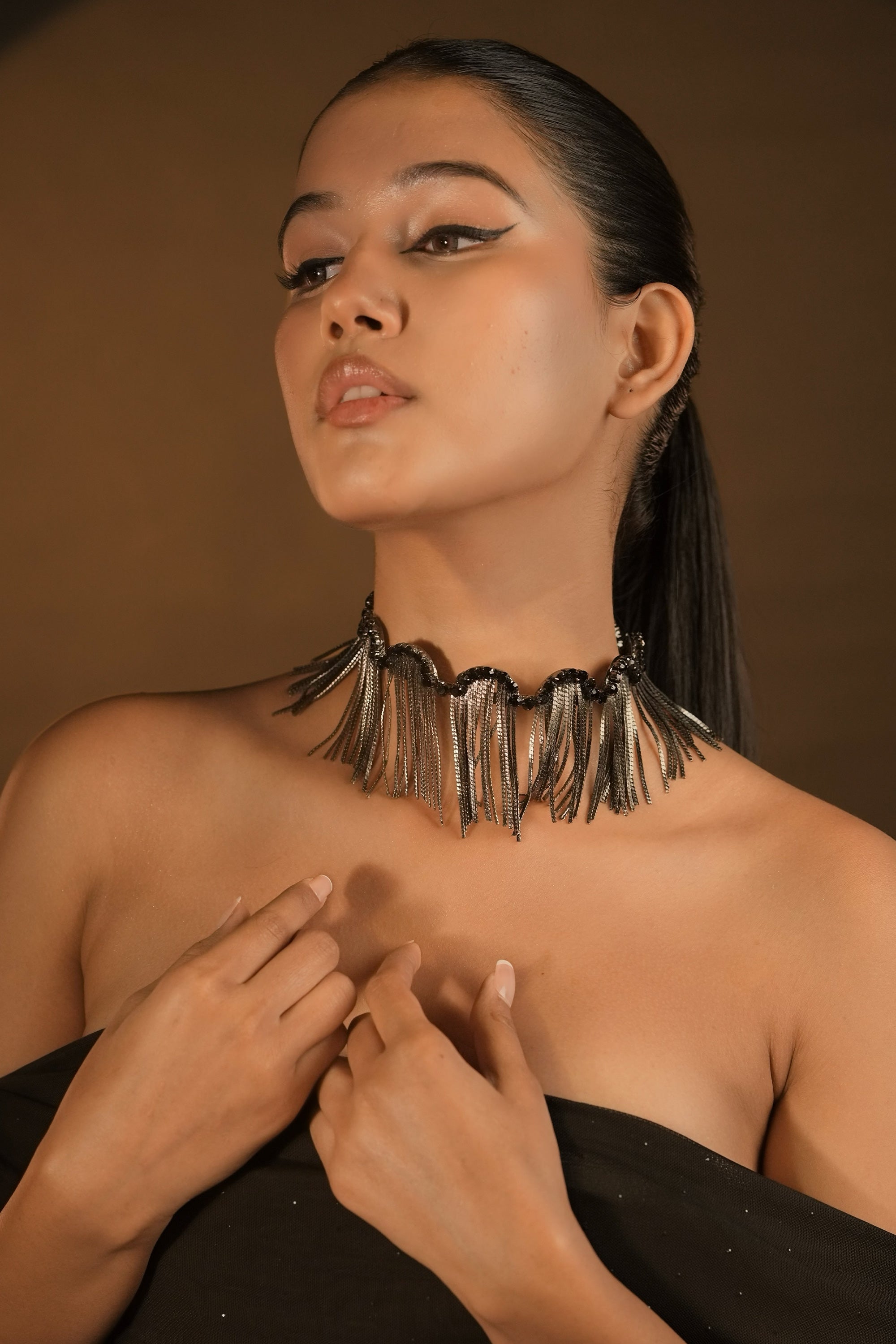 Noir Fringe Choker