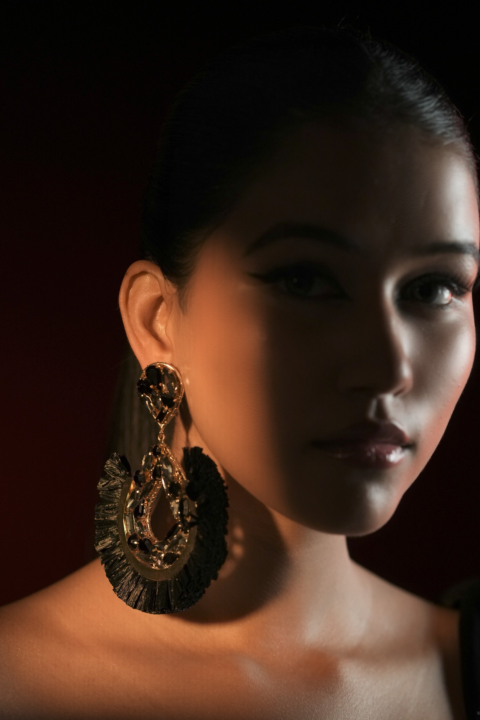 Noir Medallion Hoops