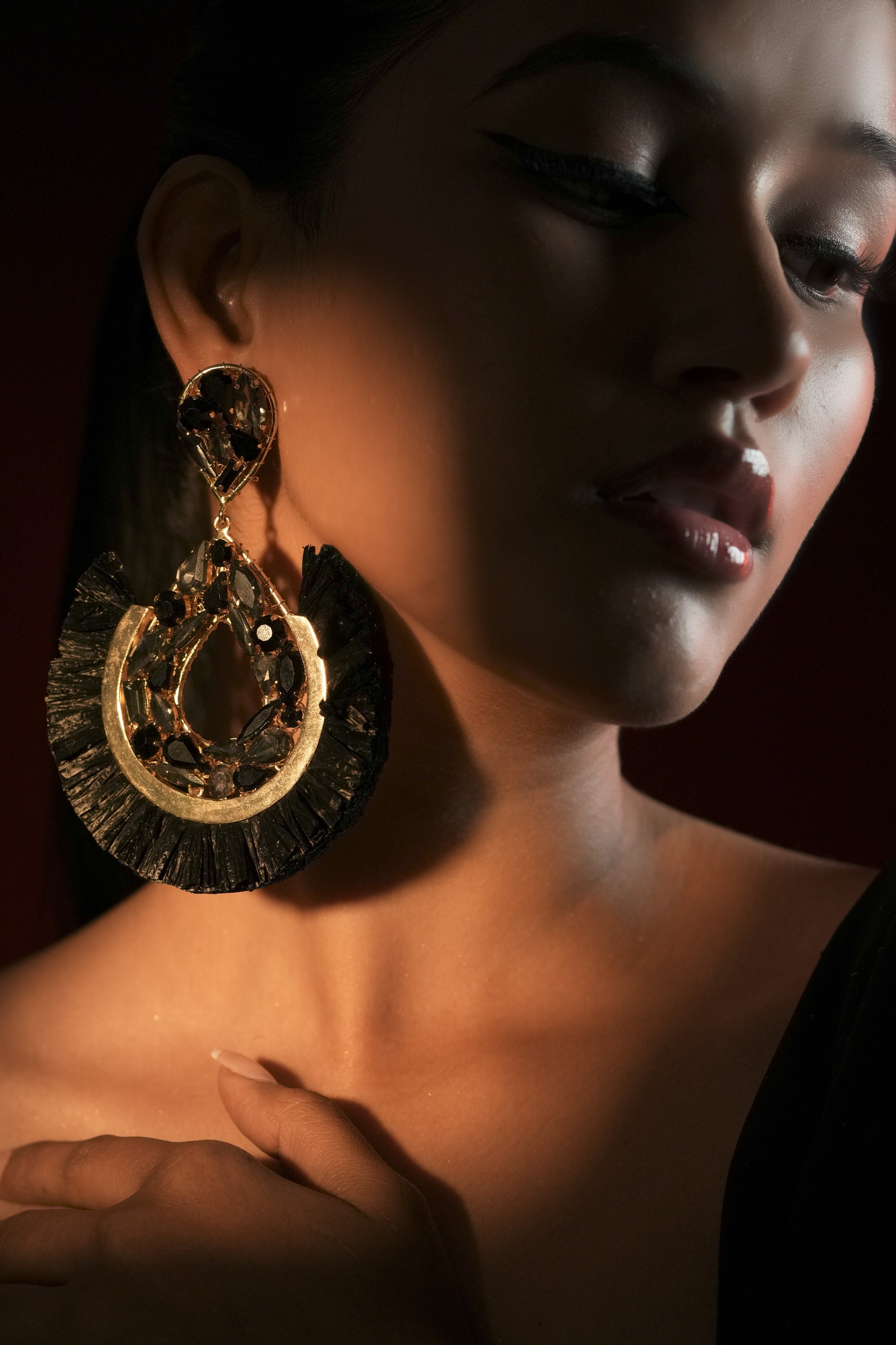Noir Medallion Hoops
