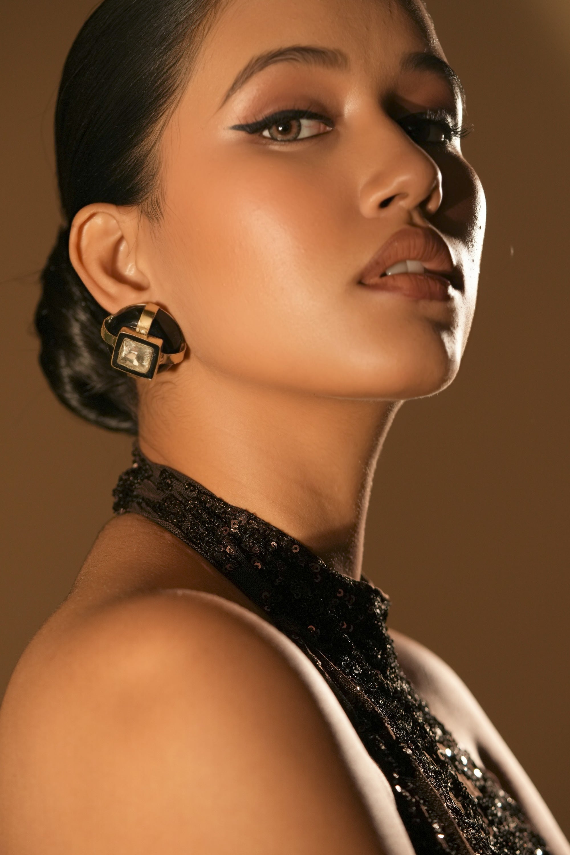 Noir Frame Studs