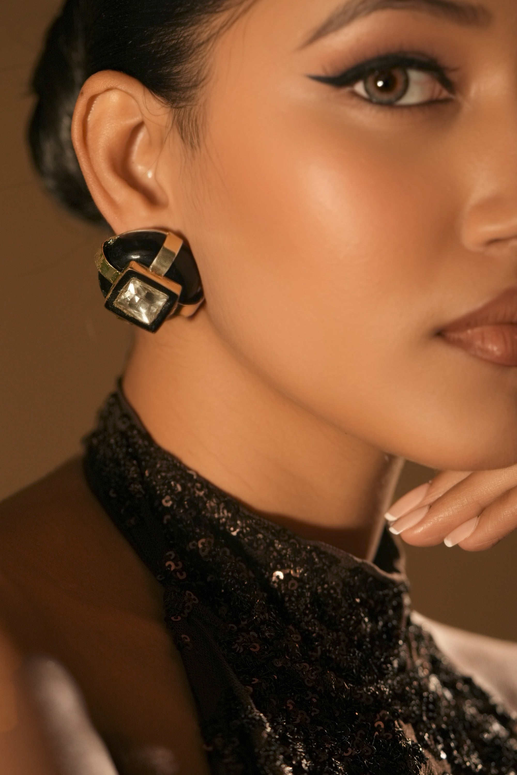 Noir Frame Studs