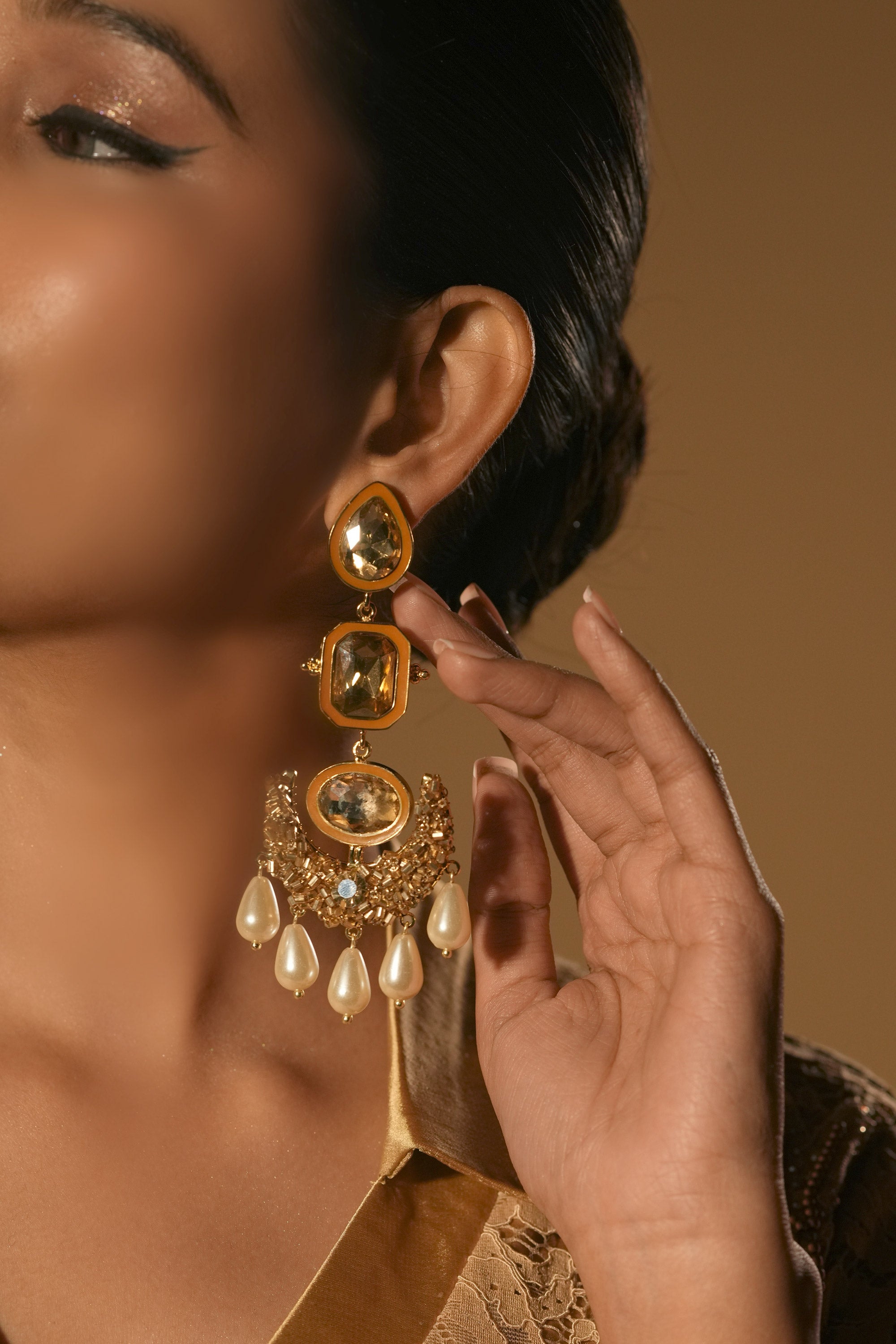 Royal Frame Chandeliers