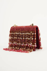 embroidered clutch in Red