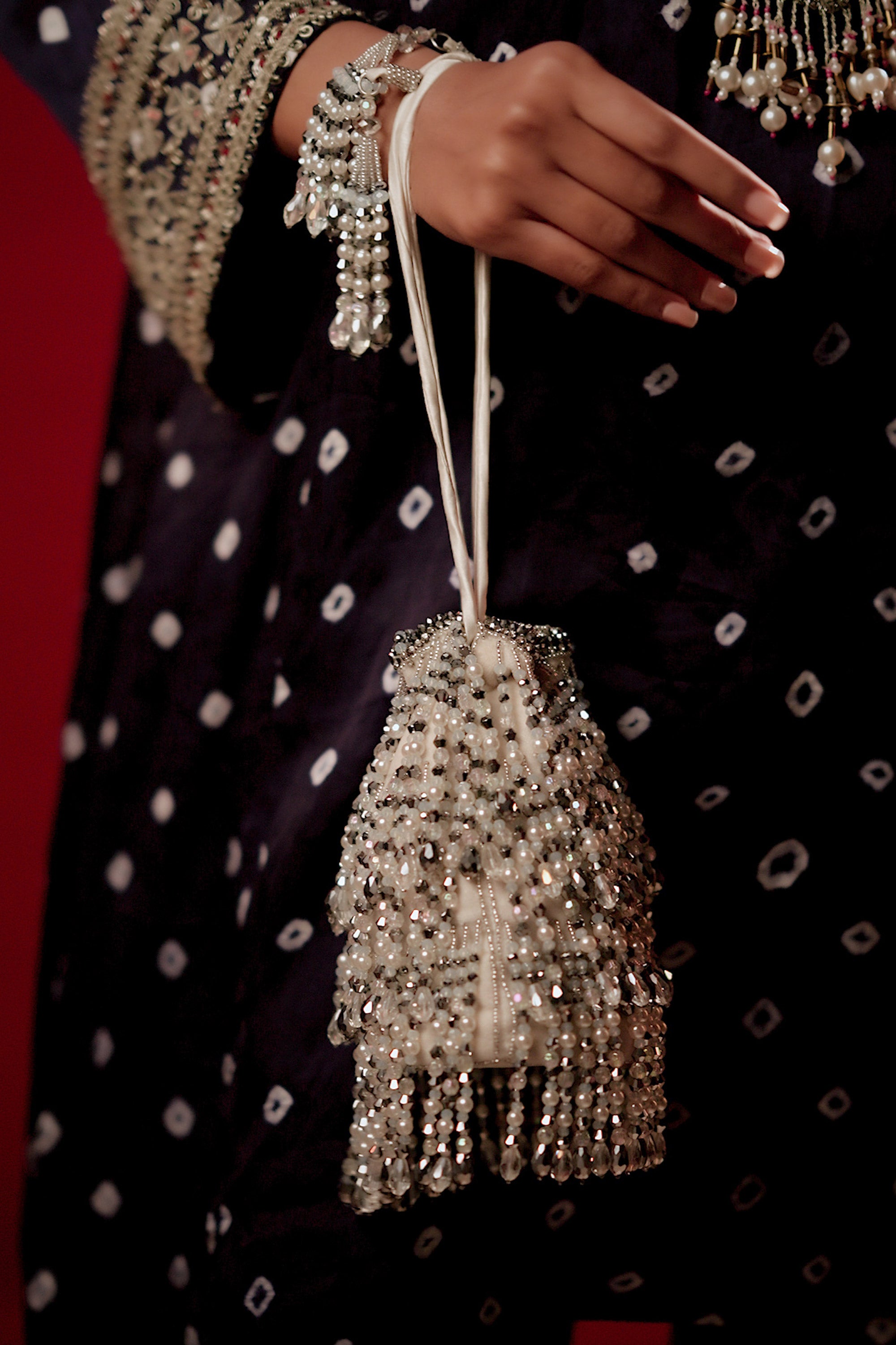 White Crystal Nano Potli