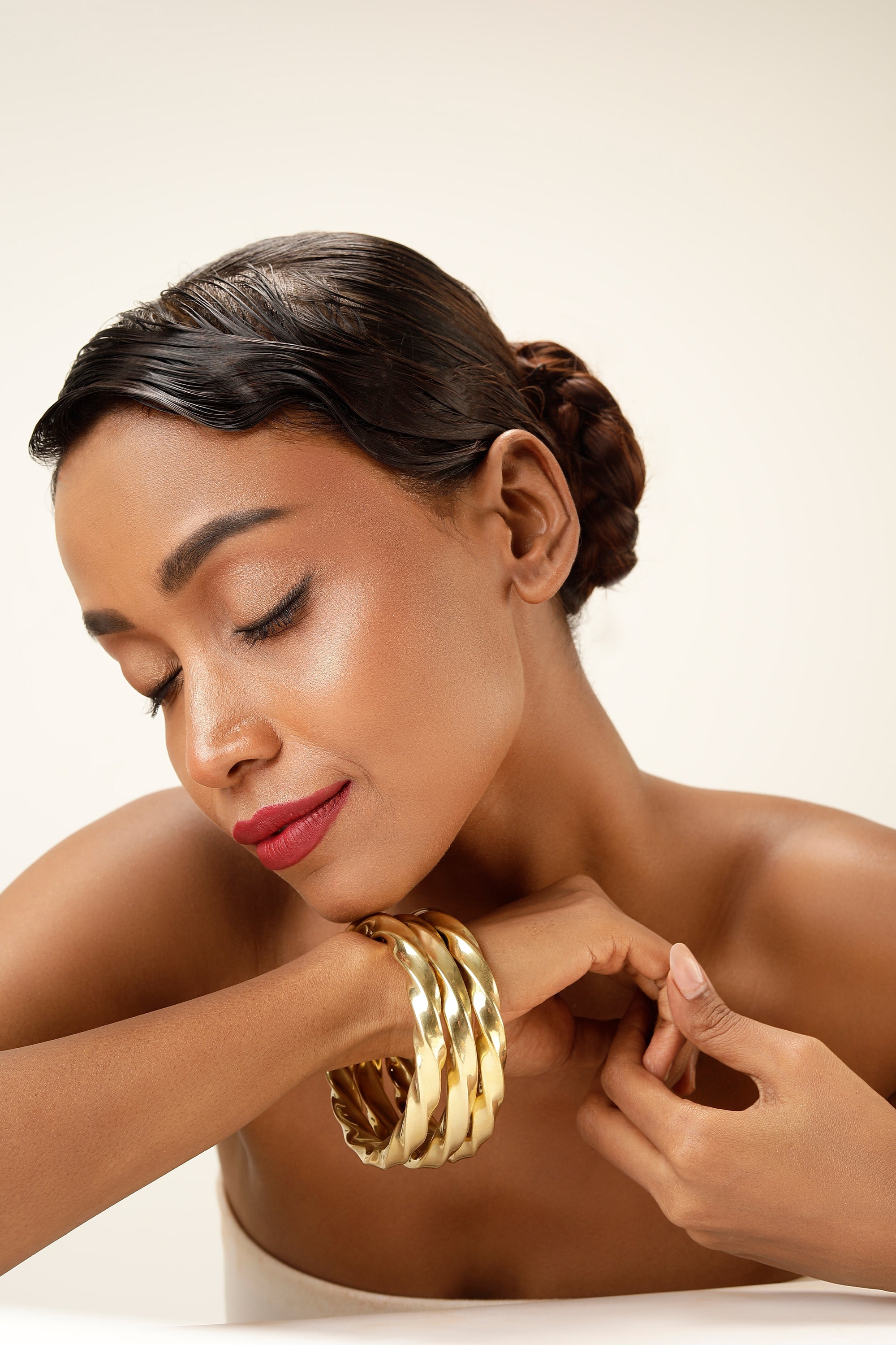 Golden Twist Bangle Set