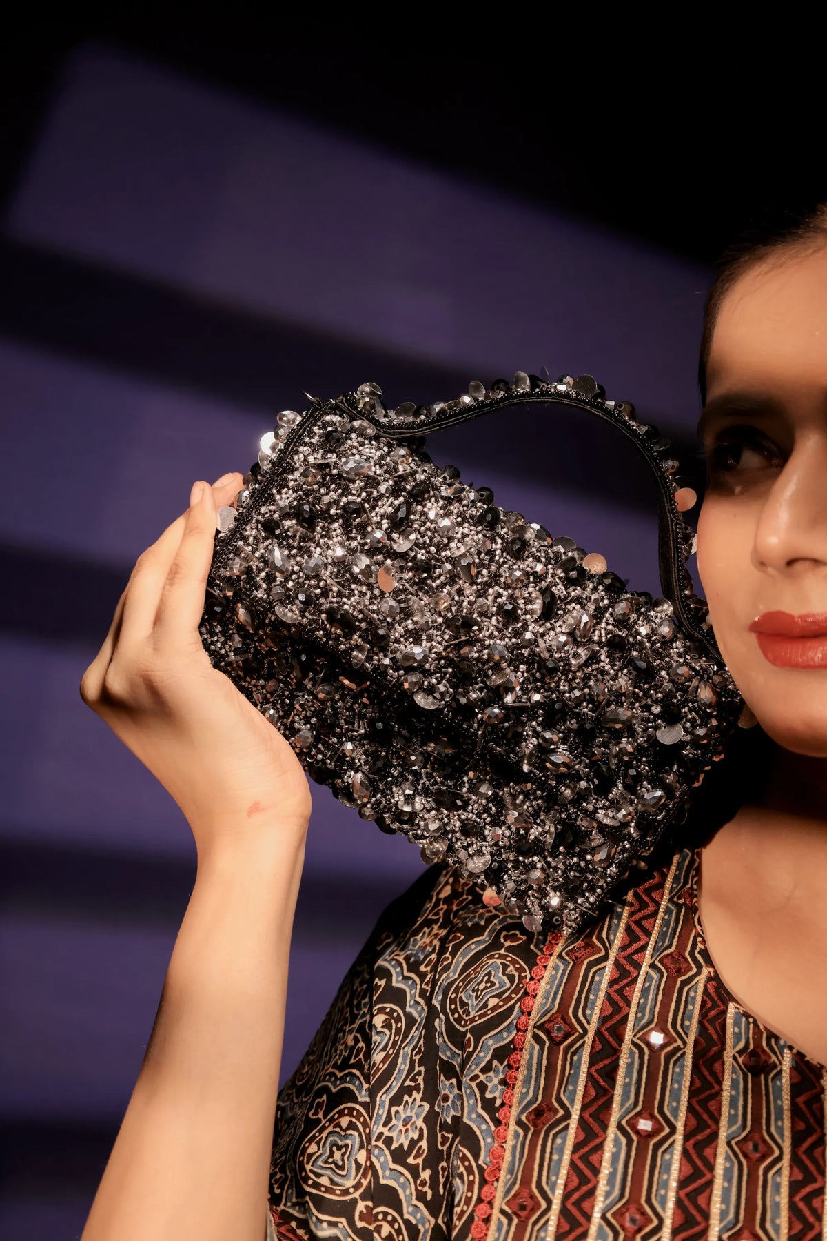 Noir Shimmer Baguette Clutch - image 3