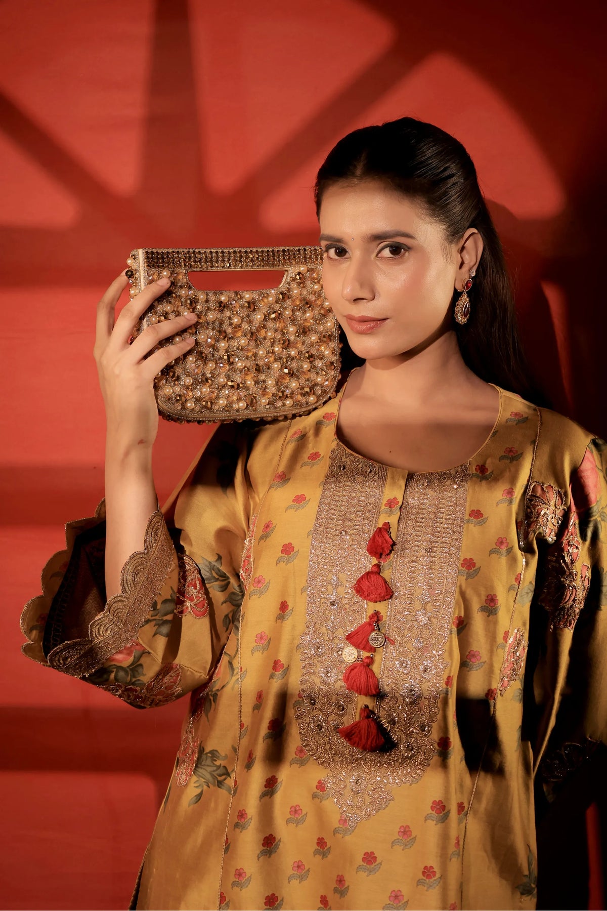 Gold Pearl Clutch - image 4