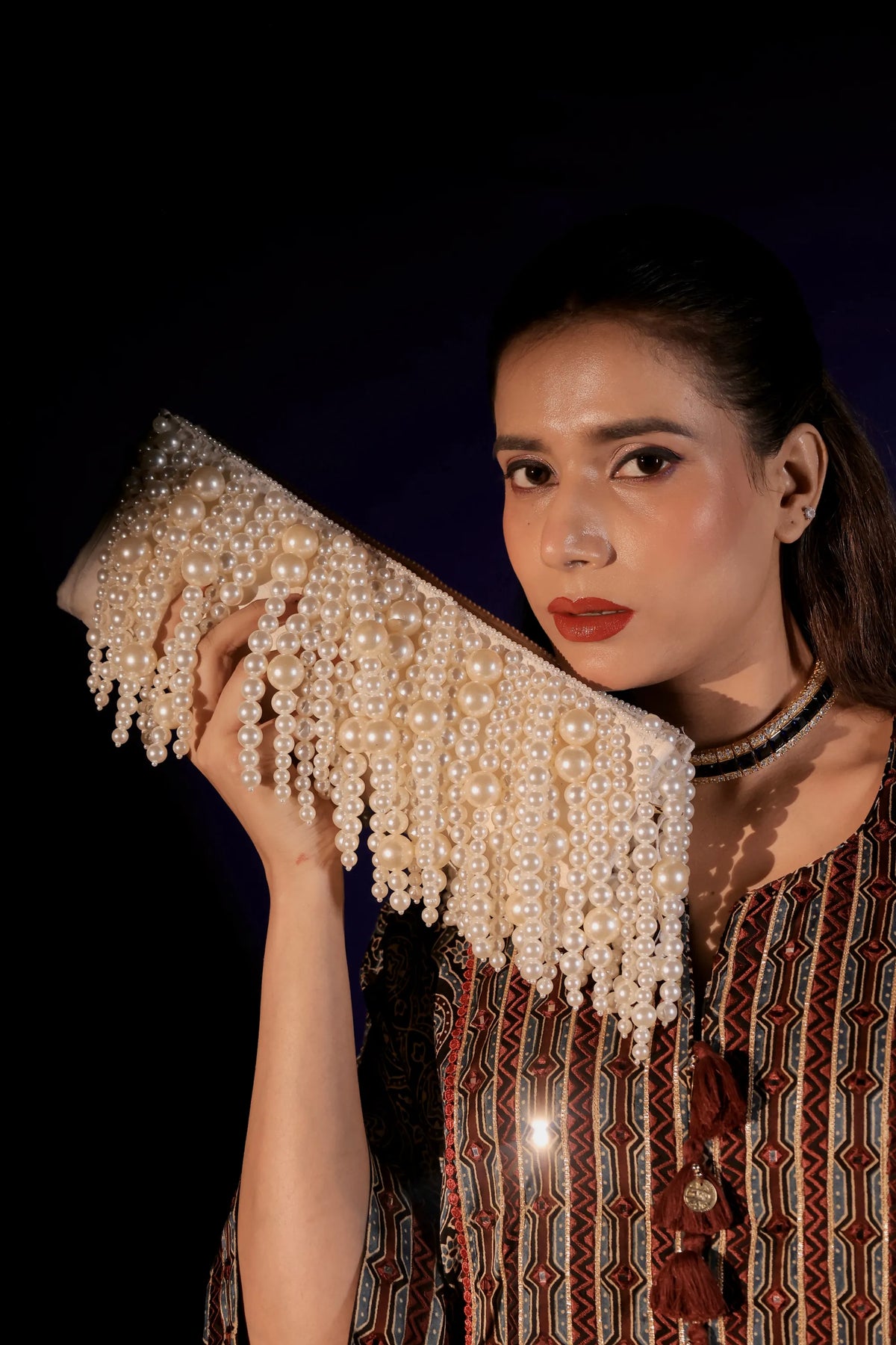 Ivory Pearl Waterfall Bag - image 4