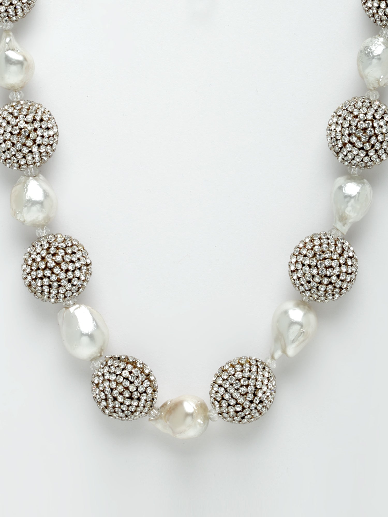 pearl choker