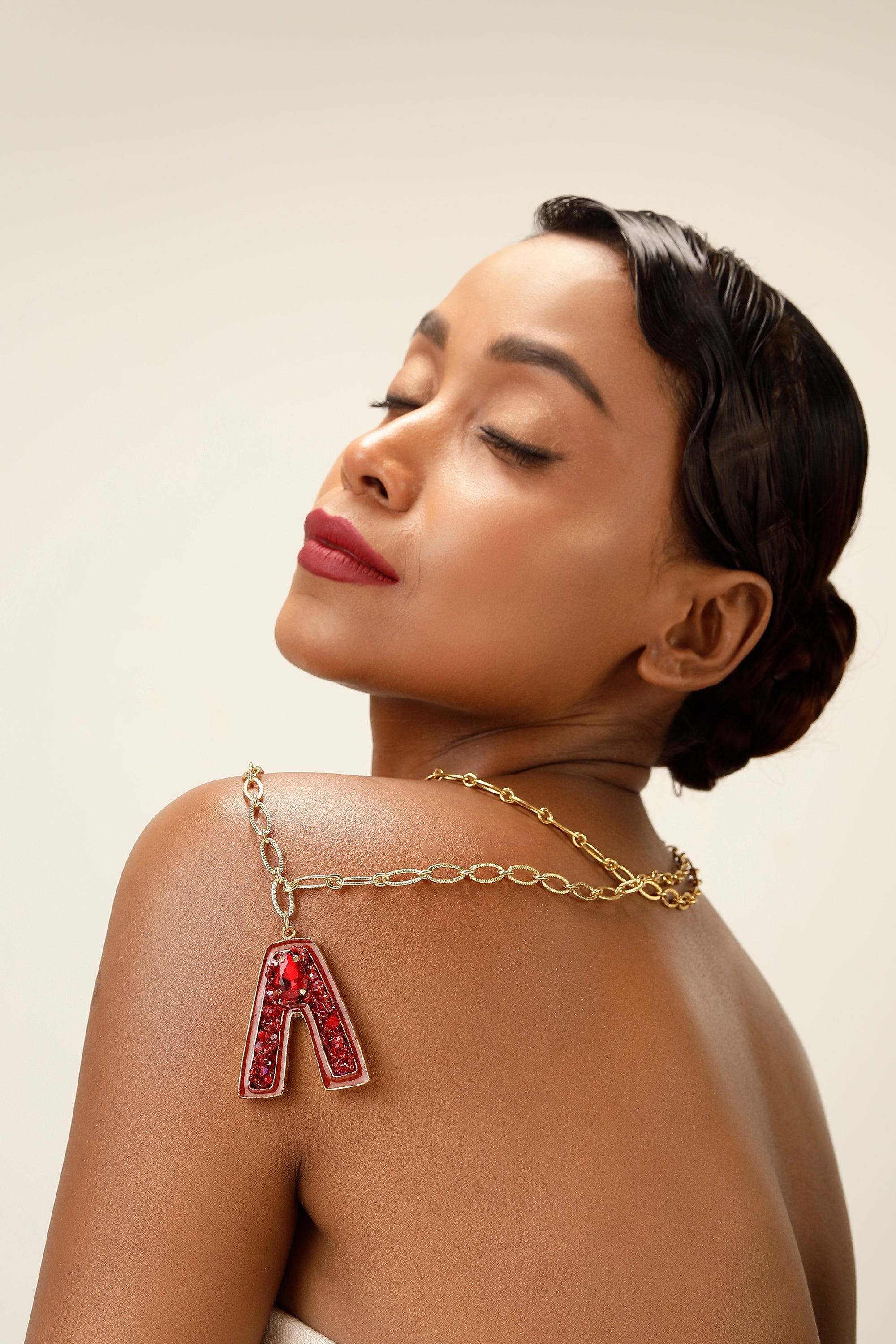 Personalised Letter Necklace – Ruby