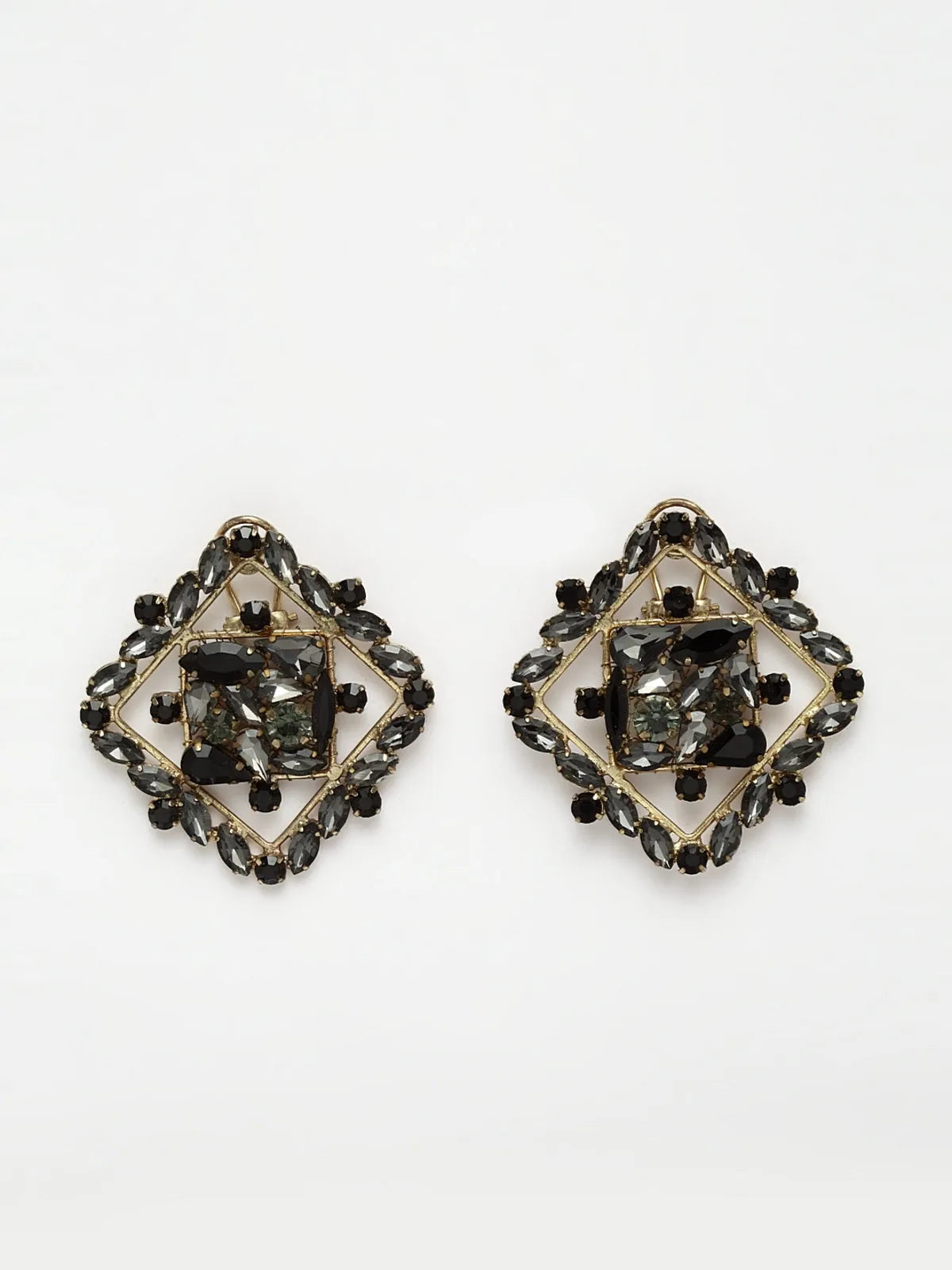 Diamond Shaped Black Stud earrings